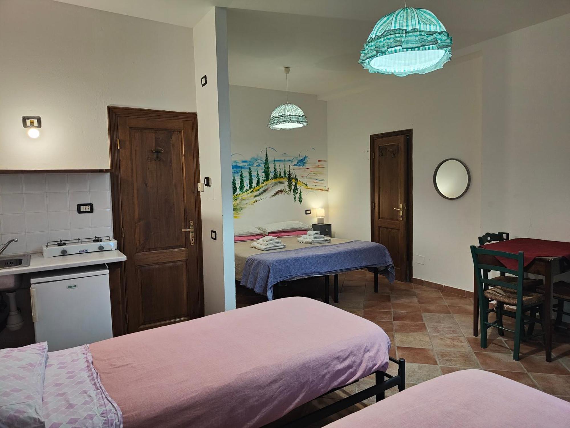 Agriturismo "Crocino In Chianti" Гайоле-ин-Кьянти Номер фото